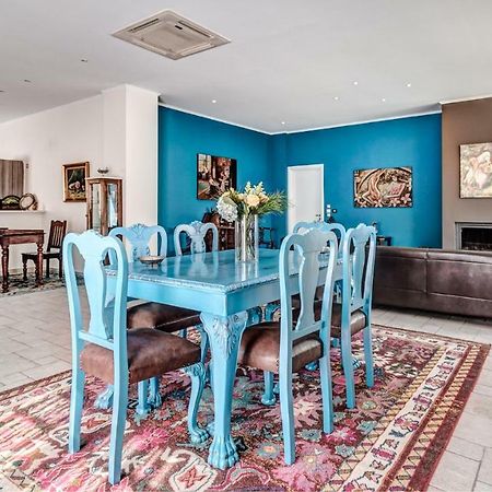 Villa Intemella Kompitsion Bagian luar foto