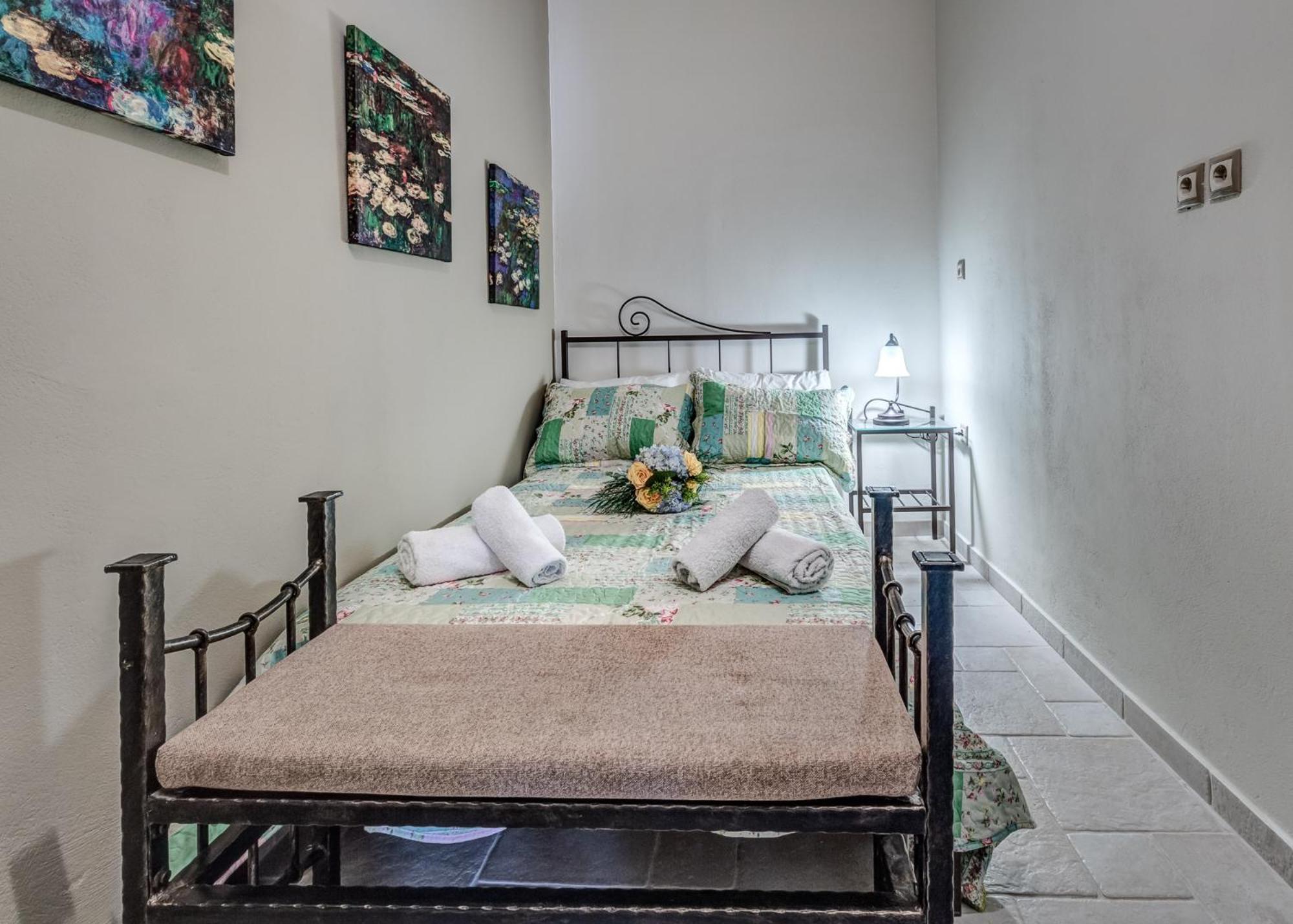 Villa Intemella Kompitsion Bagian luar foto