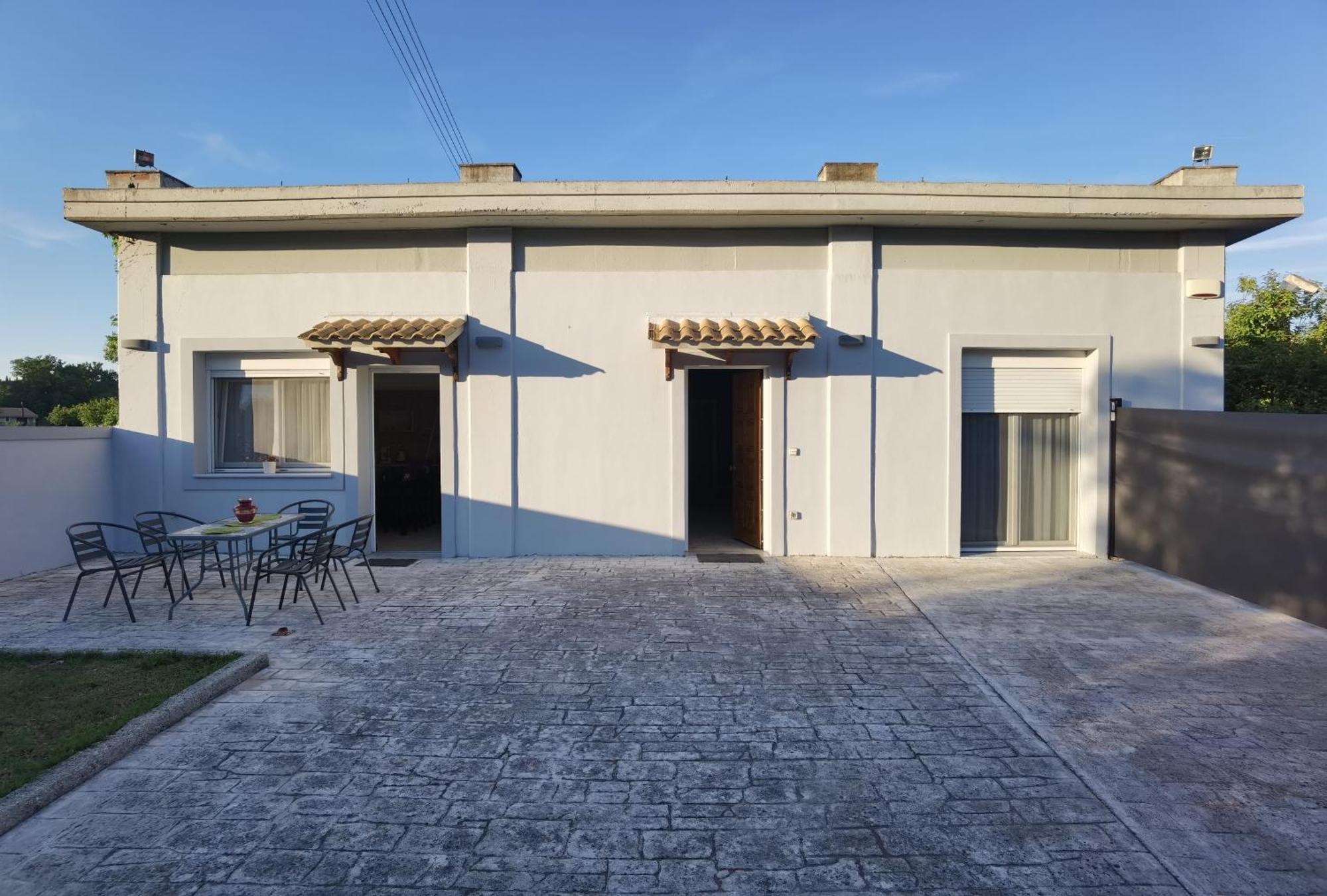 Villa Intemella Kompitsion Bagian luar foto