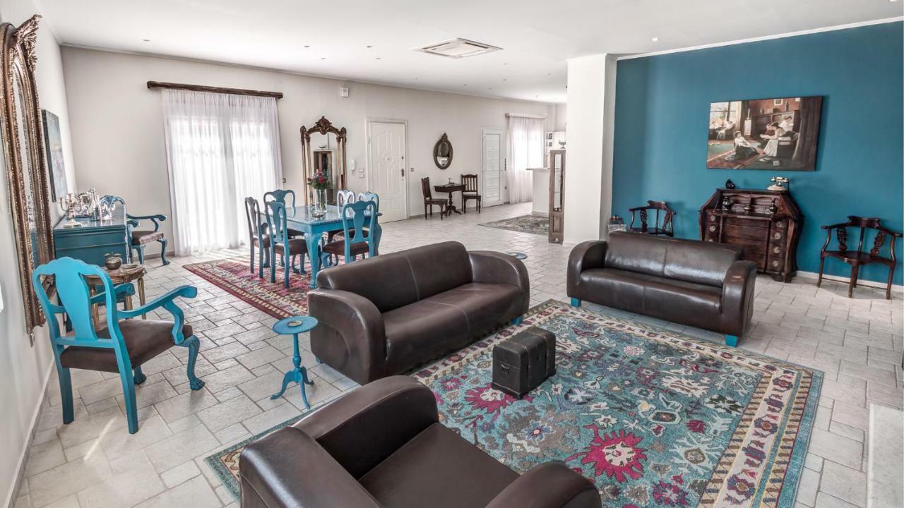 Villa Intemella Kompitsion Bagian luar foto