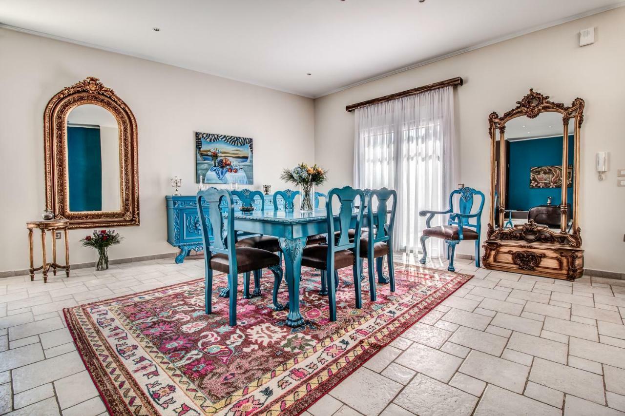 Villa Intemella Kompitsion Bagian luar foto