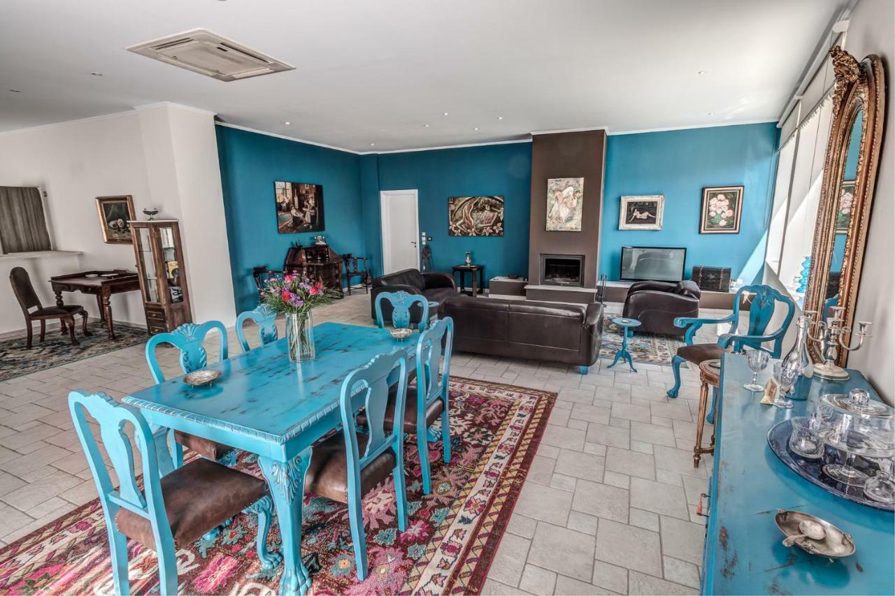 Villa Intemella Kompitsion Bagian luar foto